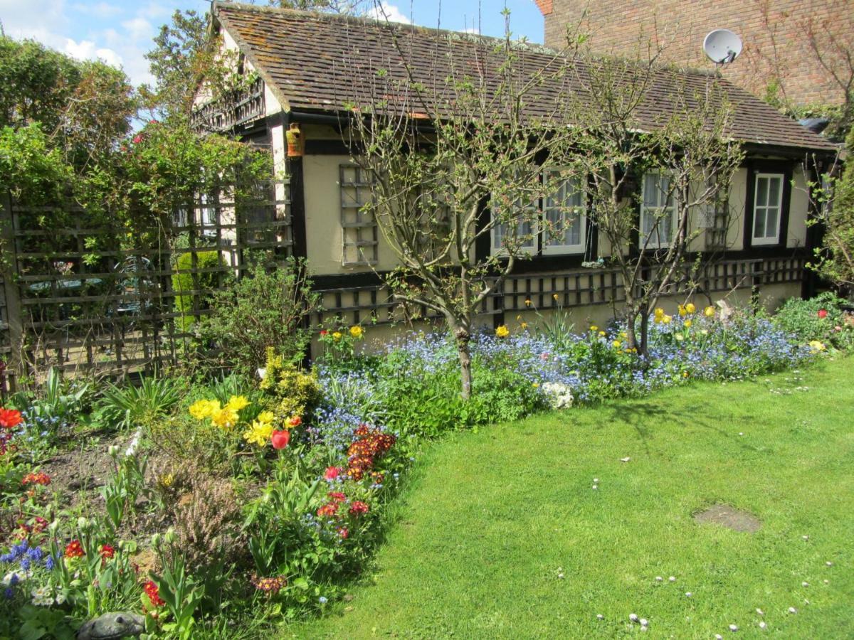 Villa The Stable Eastleigh Exterior foto